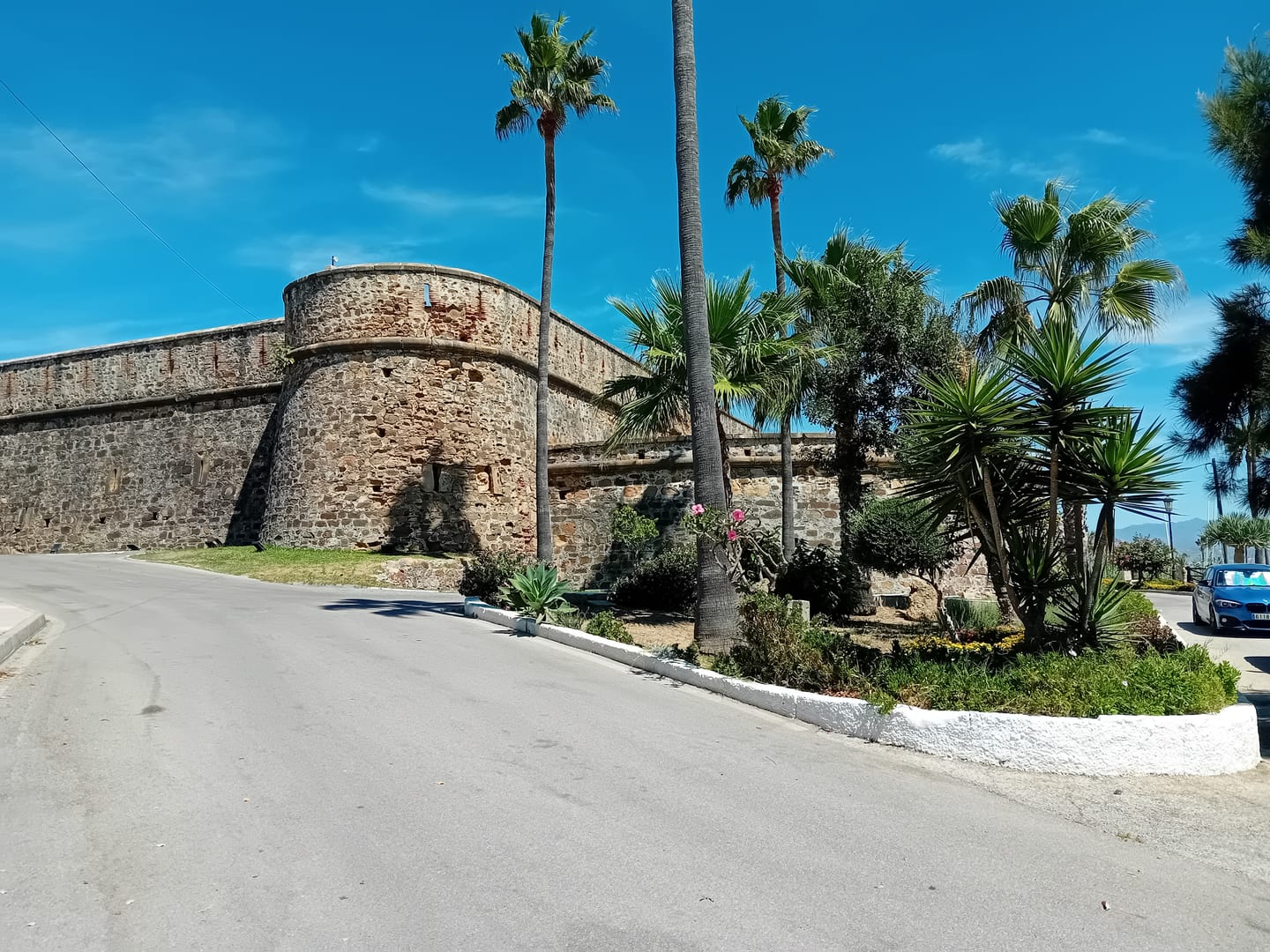 Castillo de la Duquesa, Manilva, Málaga, shown as local context near LOS HIDALGOS DE LA DUQUESA
