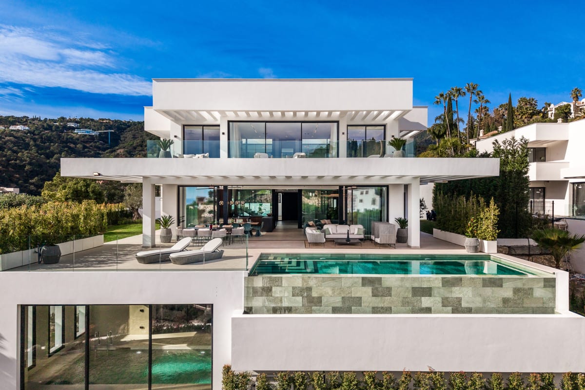 VILLA OMEGA