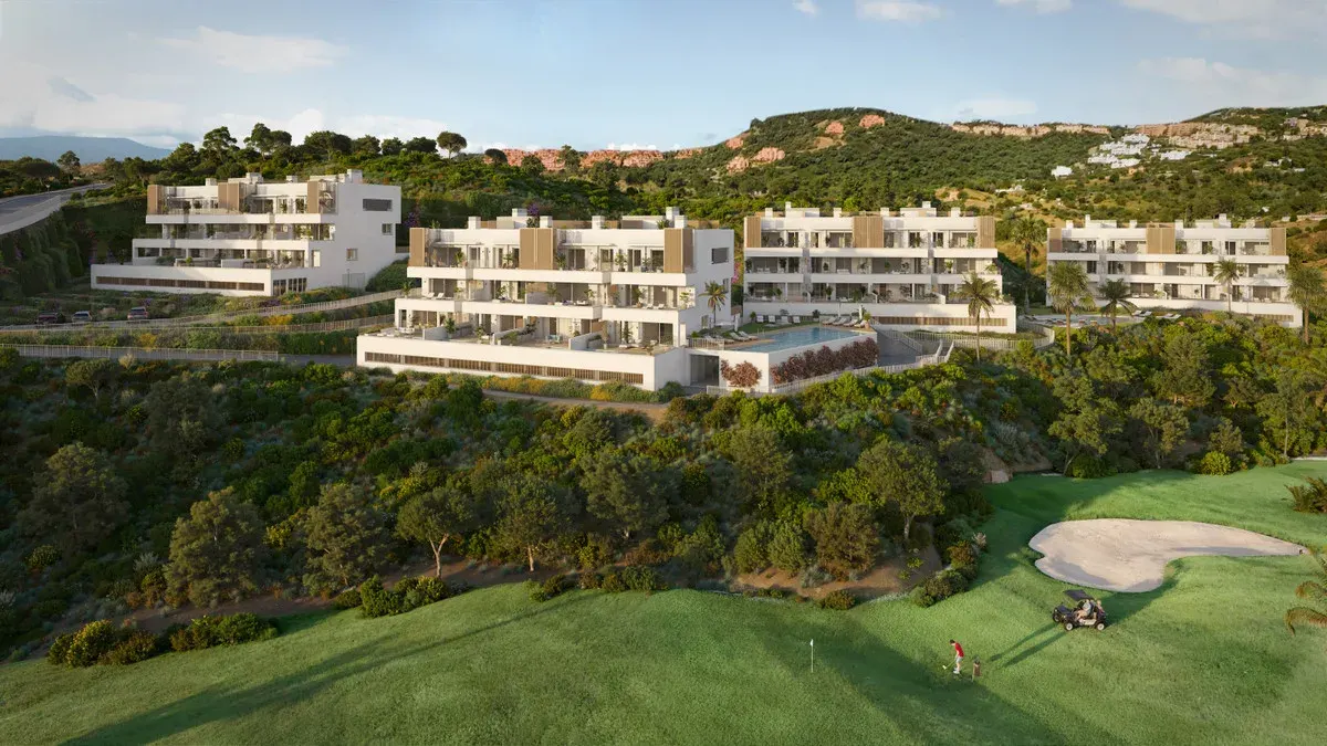 SUNRISE GOLF RESIDENCES